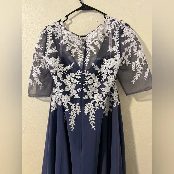 JJs House A-line V-Neck Floor-Length Lace Chiffon Evening Dress